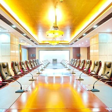Fuhong International Hotel Liaoyang Экстерьер фото