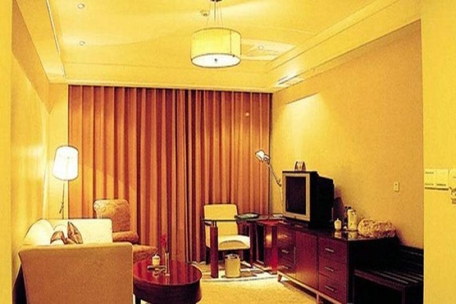 Fuhong International Hotel Liaoyang Экстерьер фото