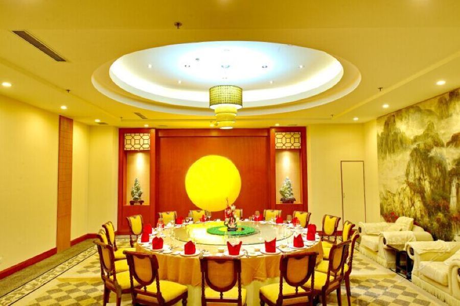 Fuhong International Hotel Liaoyang Экстерьер фото