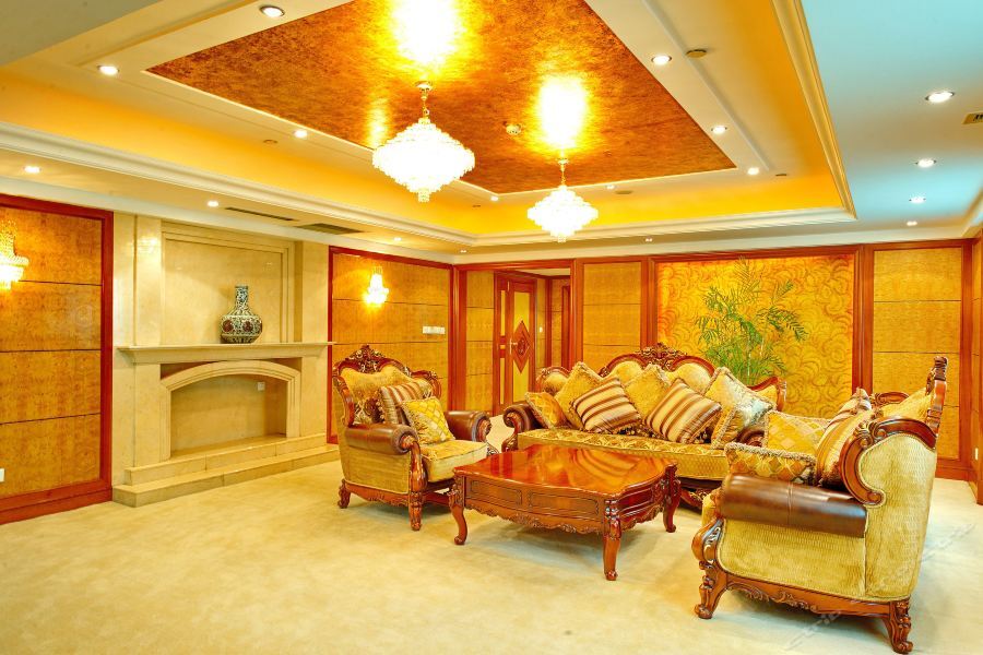 Fuhong International Hotel Liaoyang Экстерьер фото