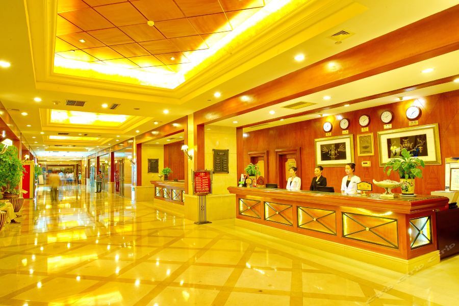 Fuhong International Hotel Liaoyang Экстерьер фото